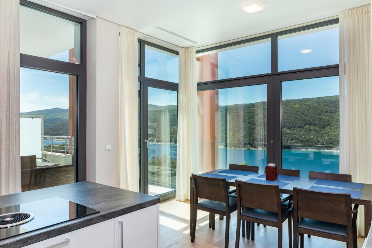 Park Hill Residences Rabac Extérieur photo